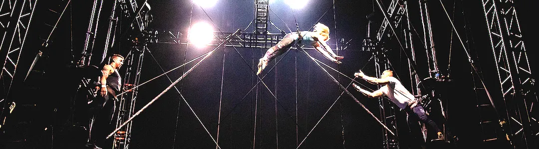 Cirque du Soleil - Ovo