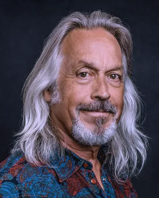 Live concert by Jim Lauderdale