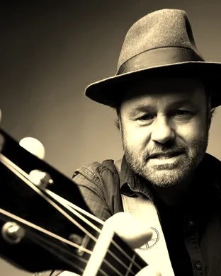 Martin Sexton Boston